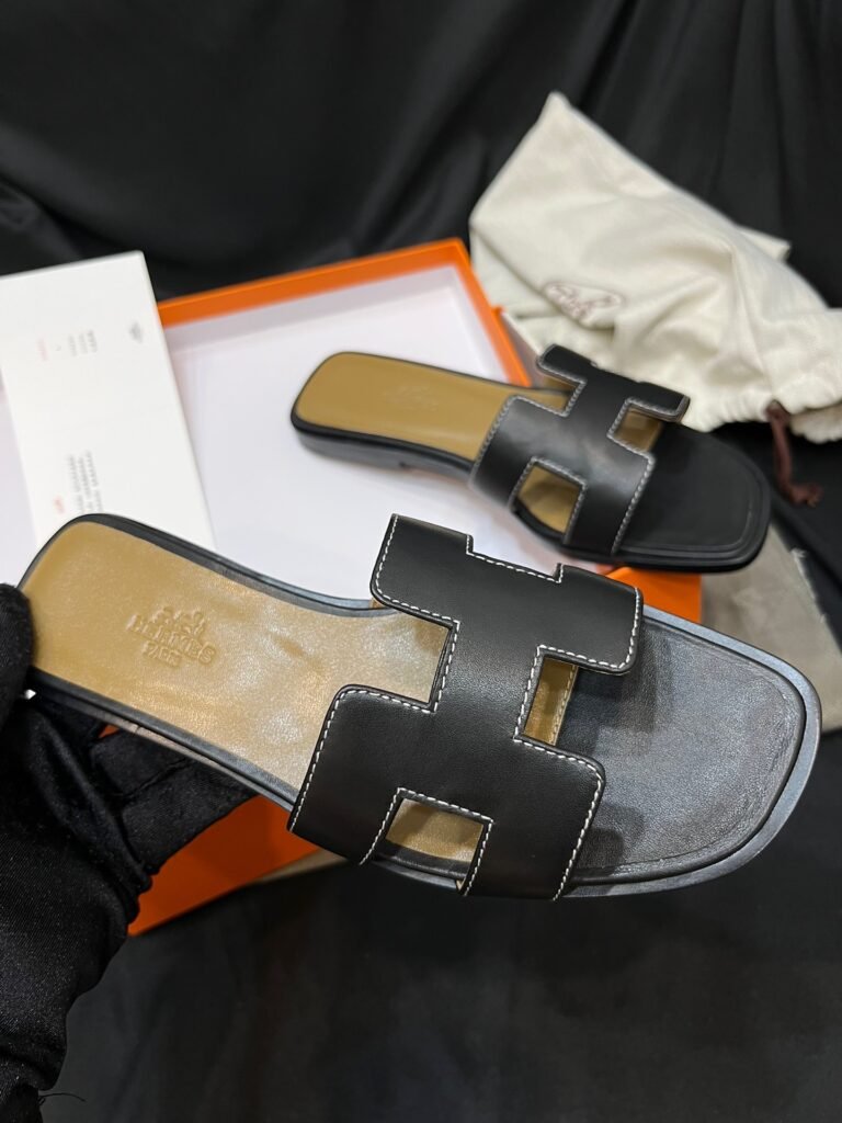 Hermès Unisex Slides detail 5