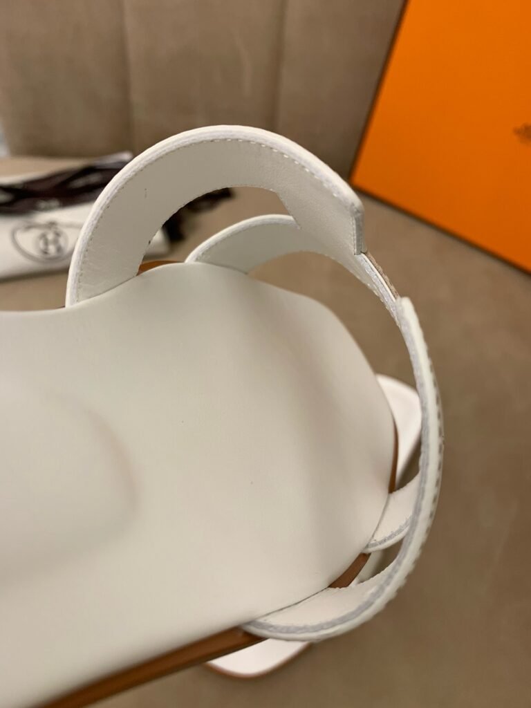 Hermès Unisex Platform Sneakers detail 5