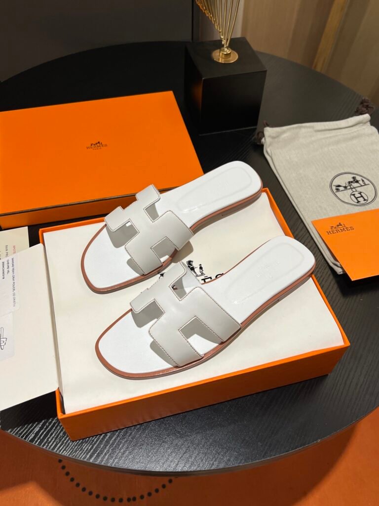 Hermès Unisex Slides detail 5