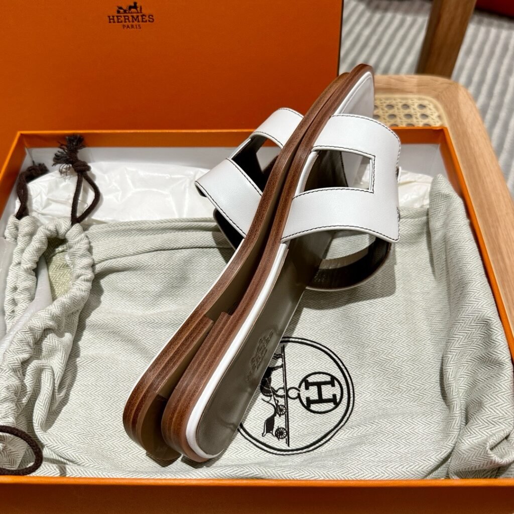Hermès Unisex Slides detail 5