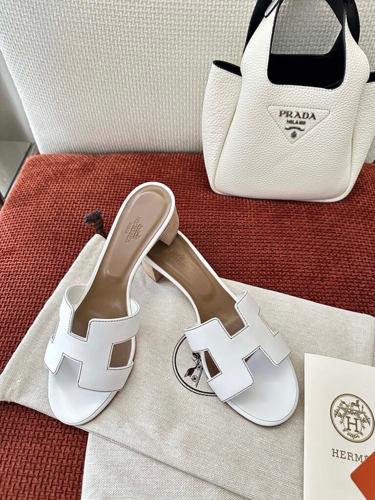 Hermès Unisex Slides detail 5