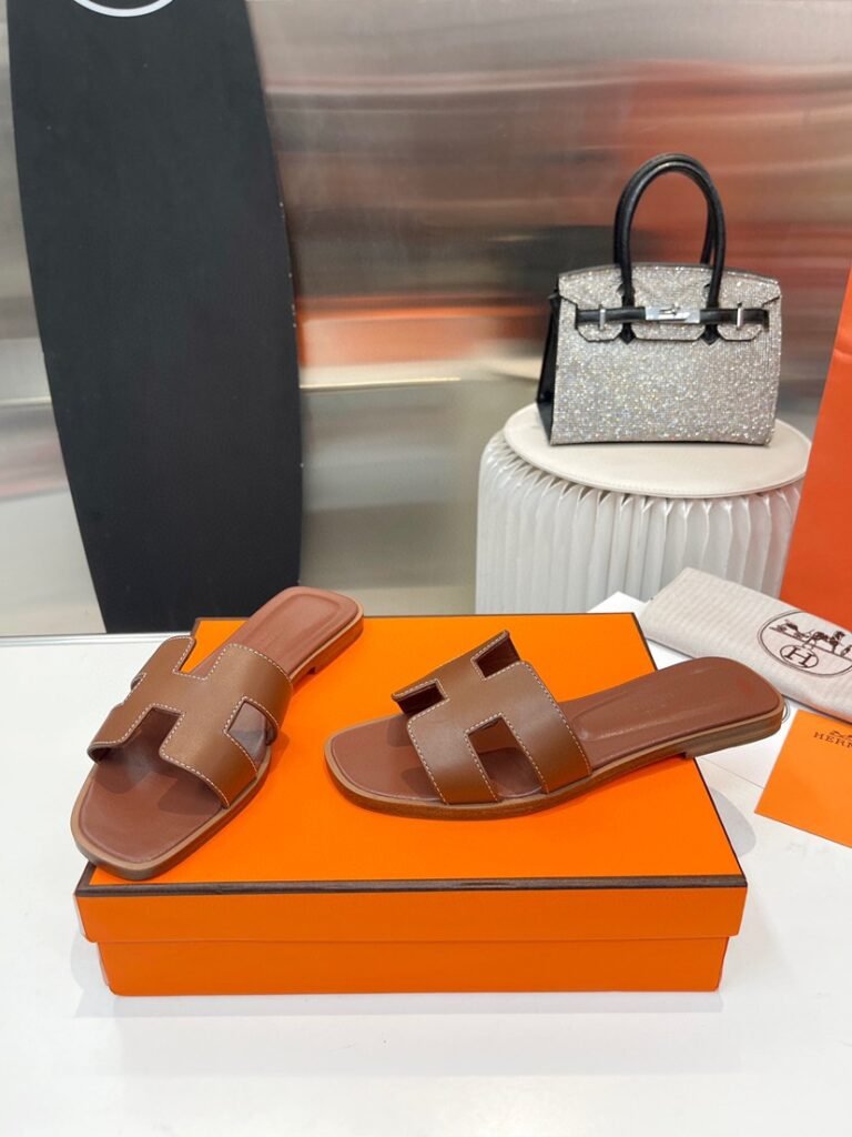 Hermès Unisex Slides detail 5