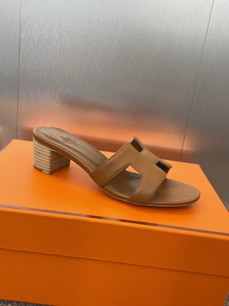 Hermès Unisex Slides detail 5