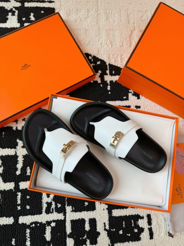 Hermès Unisex Slides detail 5