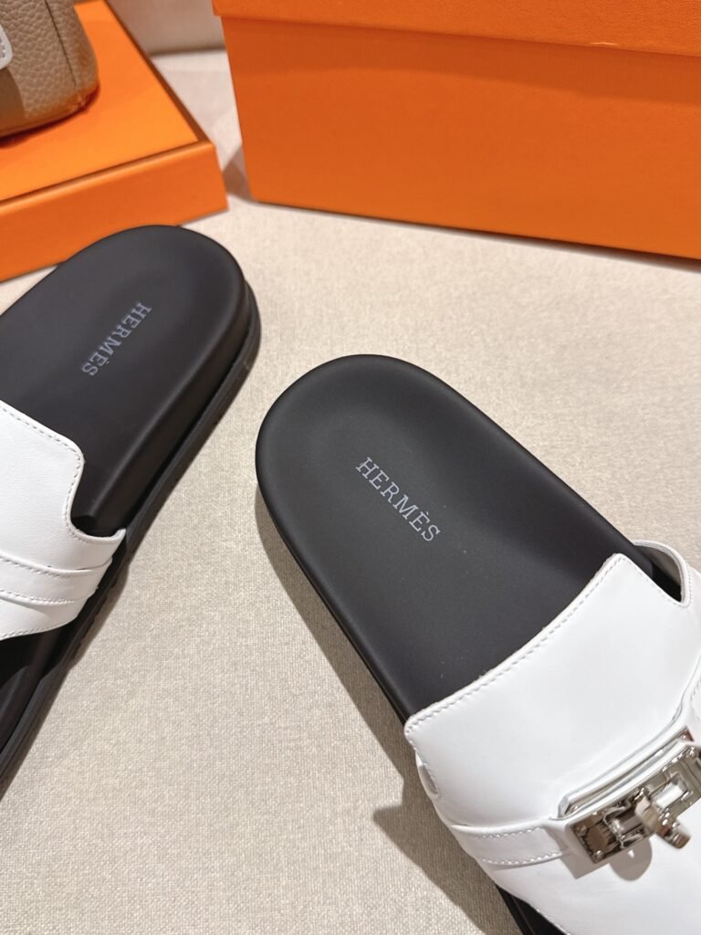 Hermès Unisex Slides detail 5