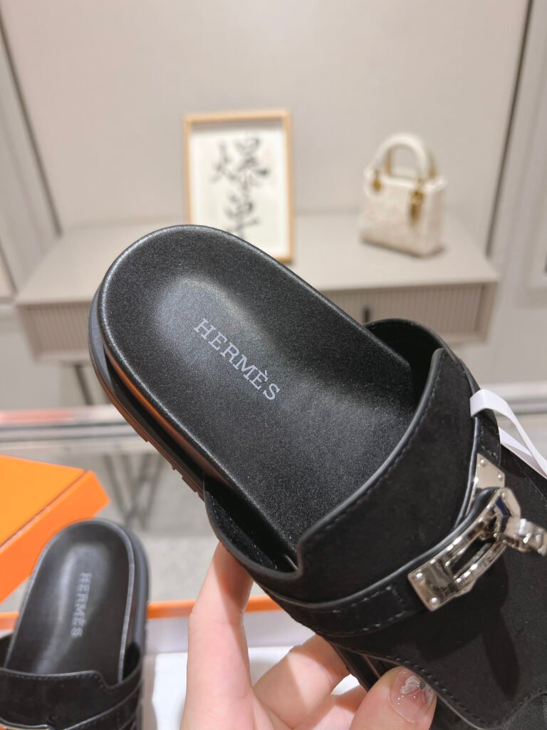 Hermès Unisex Slides detail 5