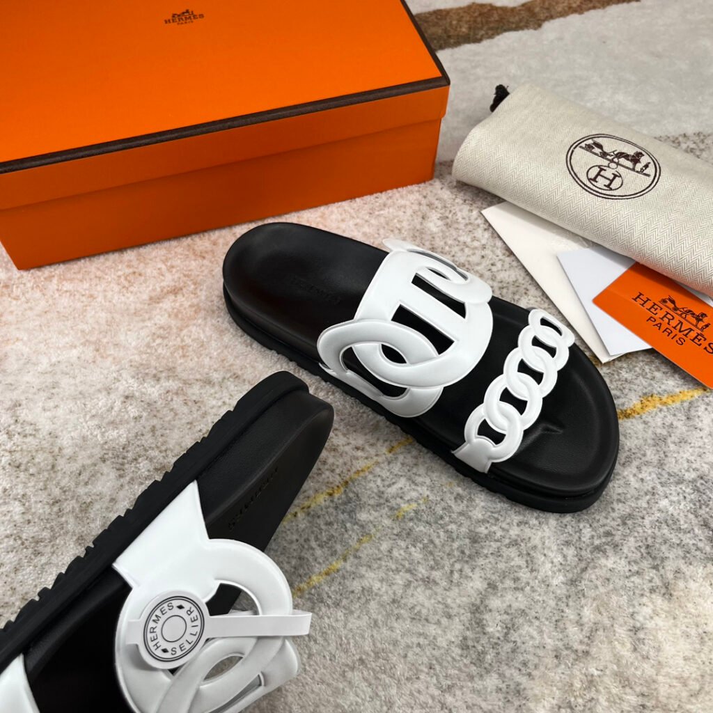 Hermès Unisex Sandals detail 5