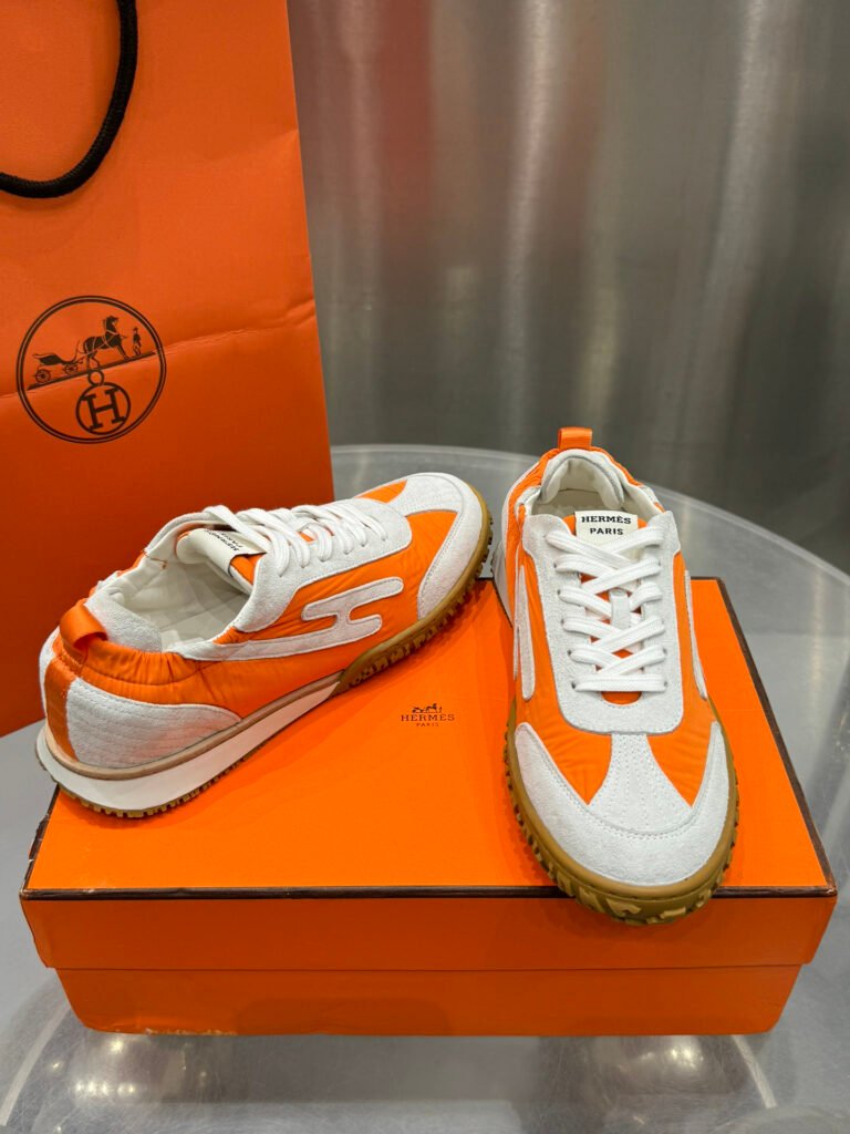Hermès Unisex Sneakers detail 5