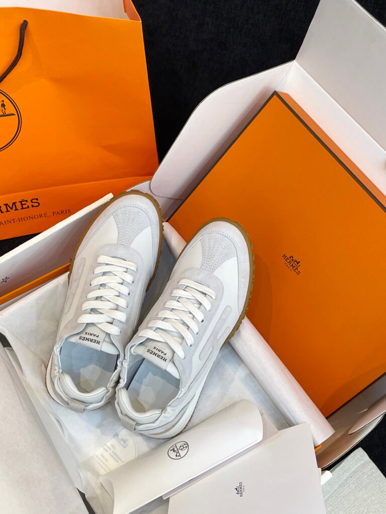 Hermès Unisex Sneakers detail 5