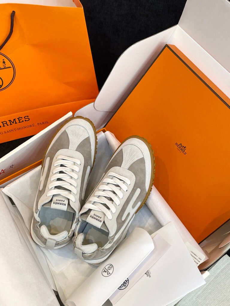 Hermès Unisex Sneakers detail 5