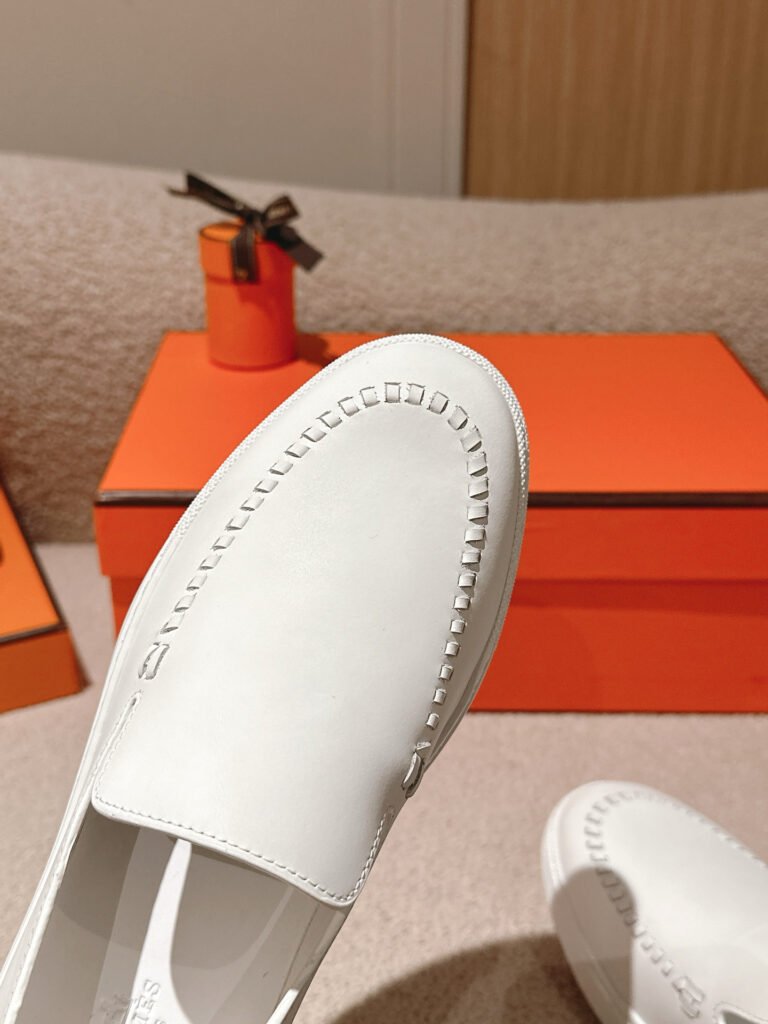 Hermès Unisex Loafers detail 5