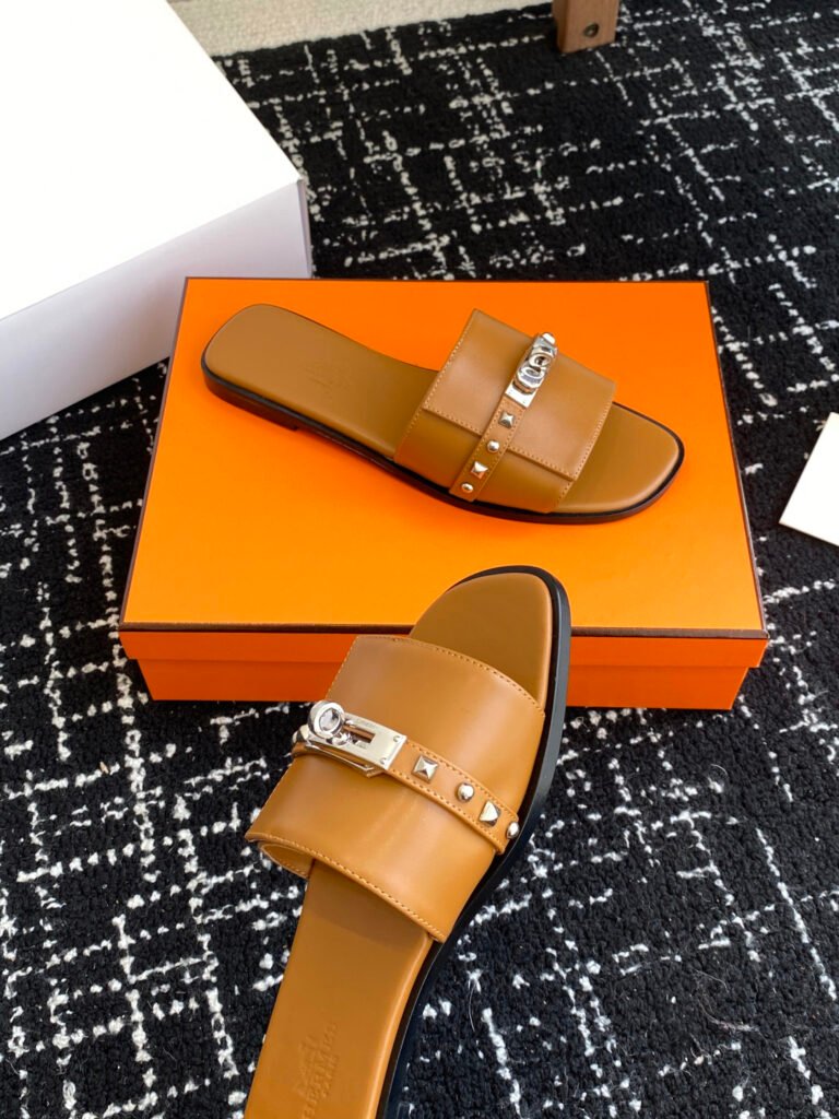 Hermès Women's Slides detail image 5