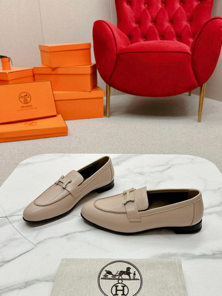 Hermès Unisex Loafers detail 5