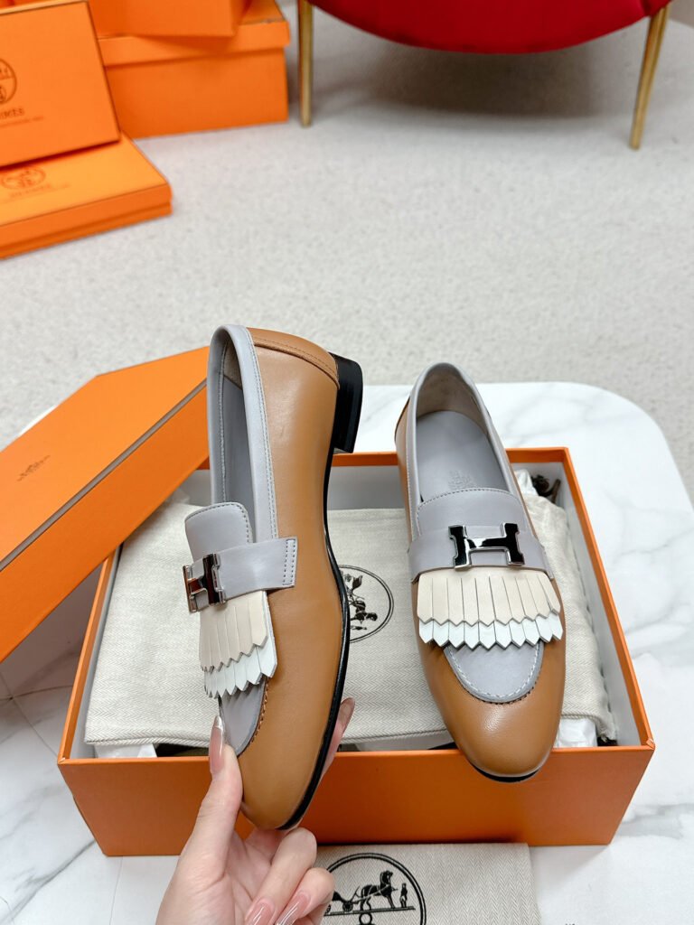 Hermès Unisex Loafers detail 5