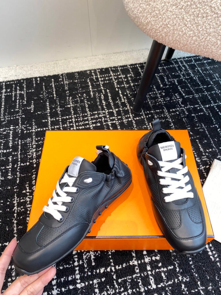 Hermès Men's Sneakers detail 5