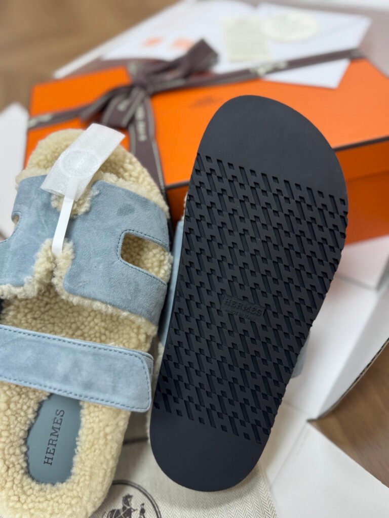 Hermès Unisex Shearling Shoes detail 5