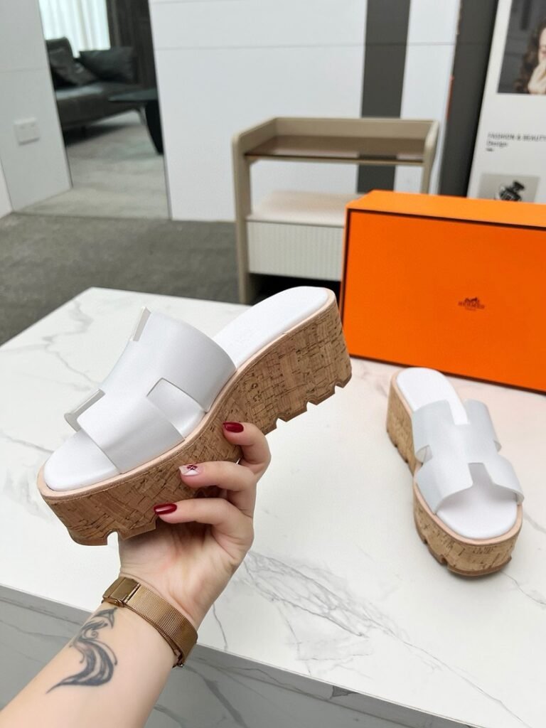 Hermès Women's Platform Sneakers detail 5