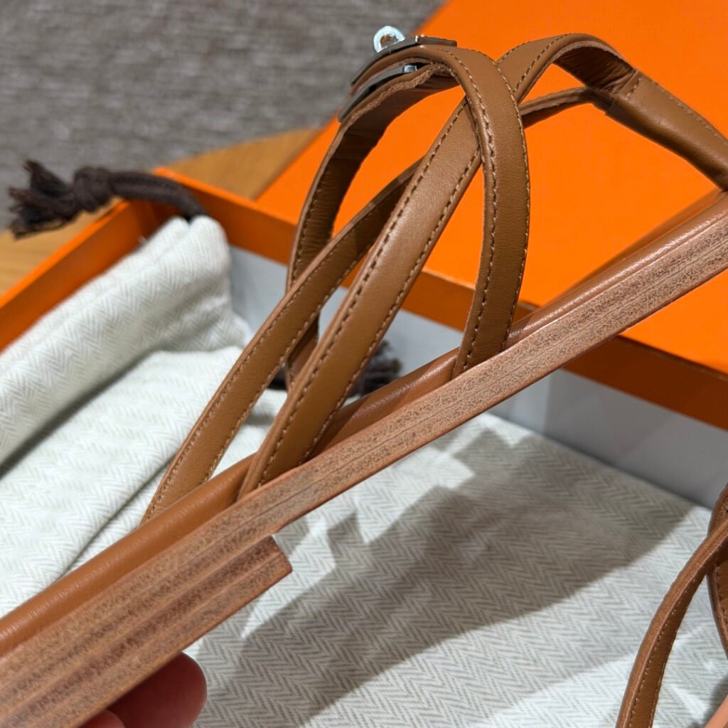 Hermès Women's Sneakers detail 5