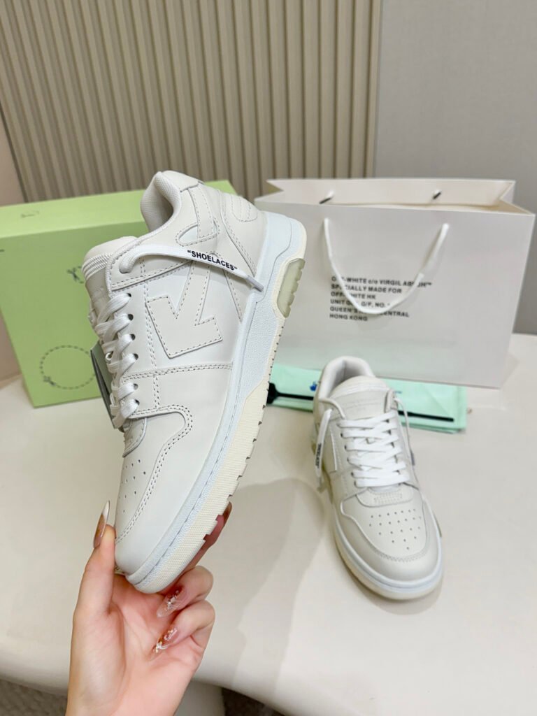 Off-White Unisex Sneakers detail image 5