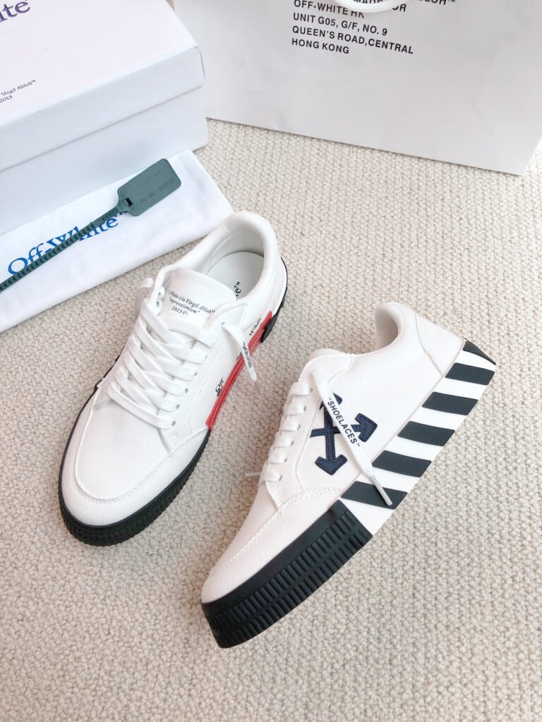Off-White Unisex Low-Top Sneakers detail image 5