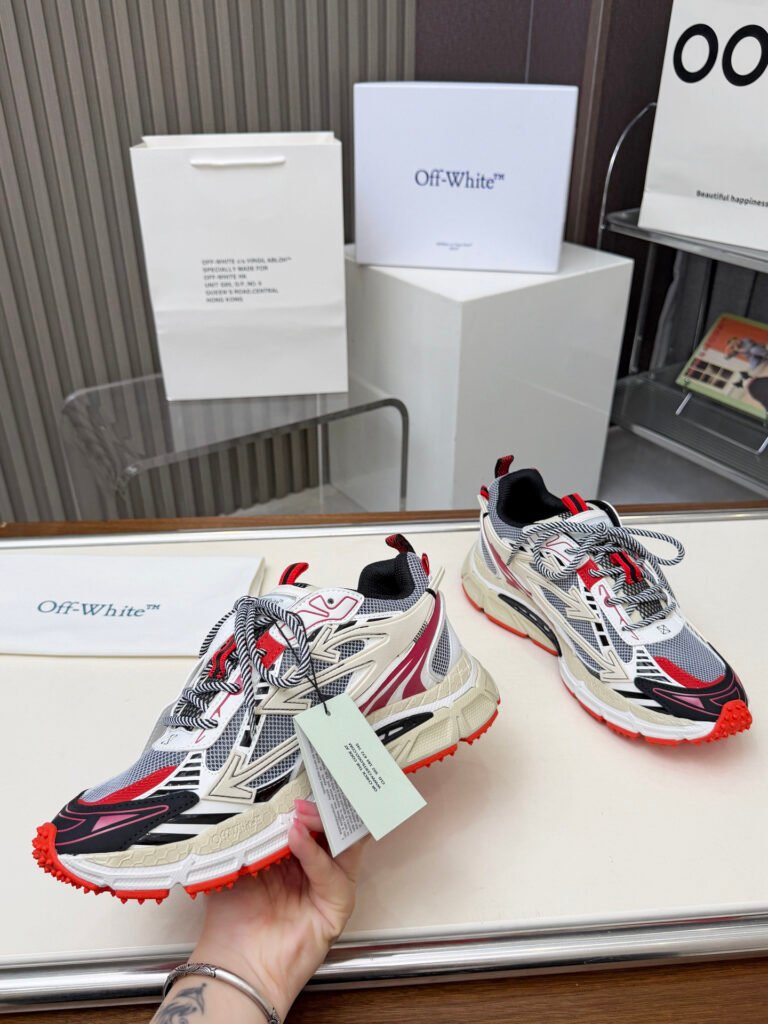 Off-White Unisex Chunky Sneakers detail image 5