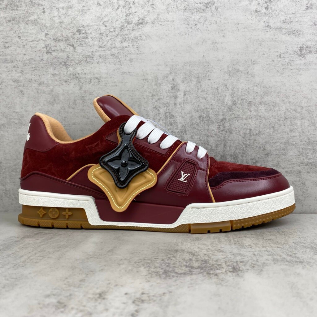 Louis Vuitton Unisex Sneakers detail image 5