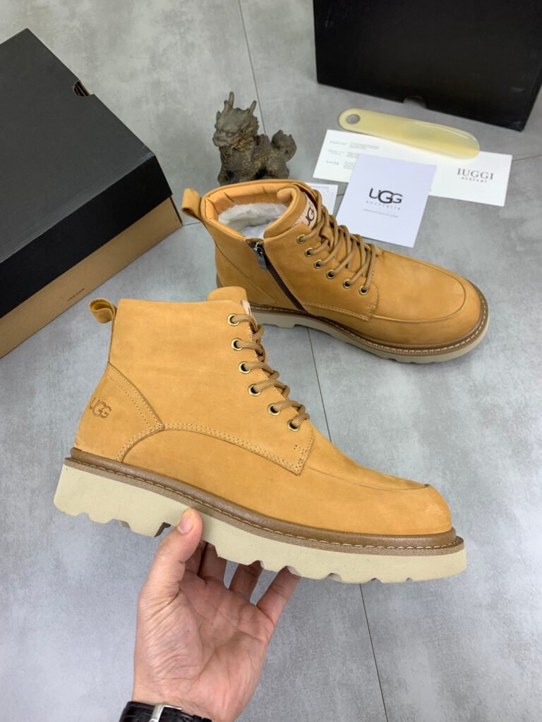 UGG Men's Combat Boots detail image 5