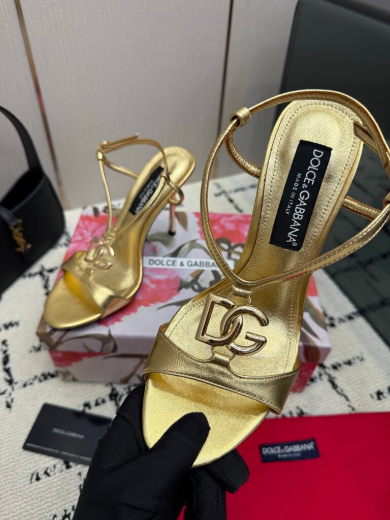 Dolce & Gabbana Women's High-Heel Pumps detail 5