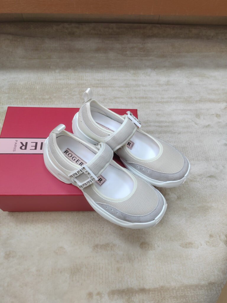 Roger Vivier Unisex Athletic Sneakers detail image 5