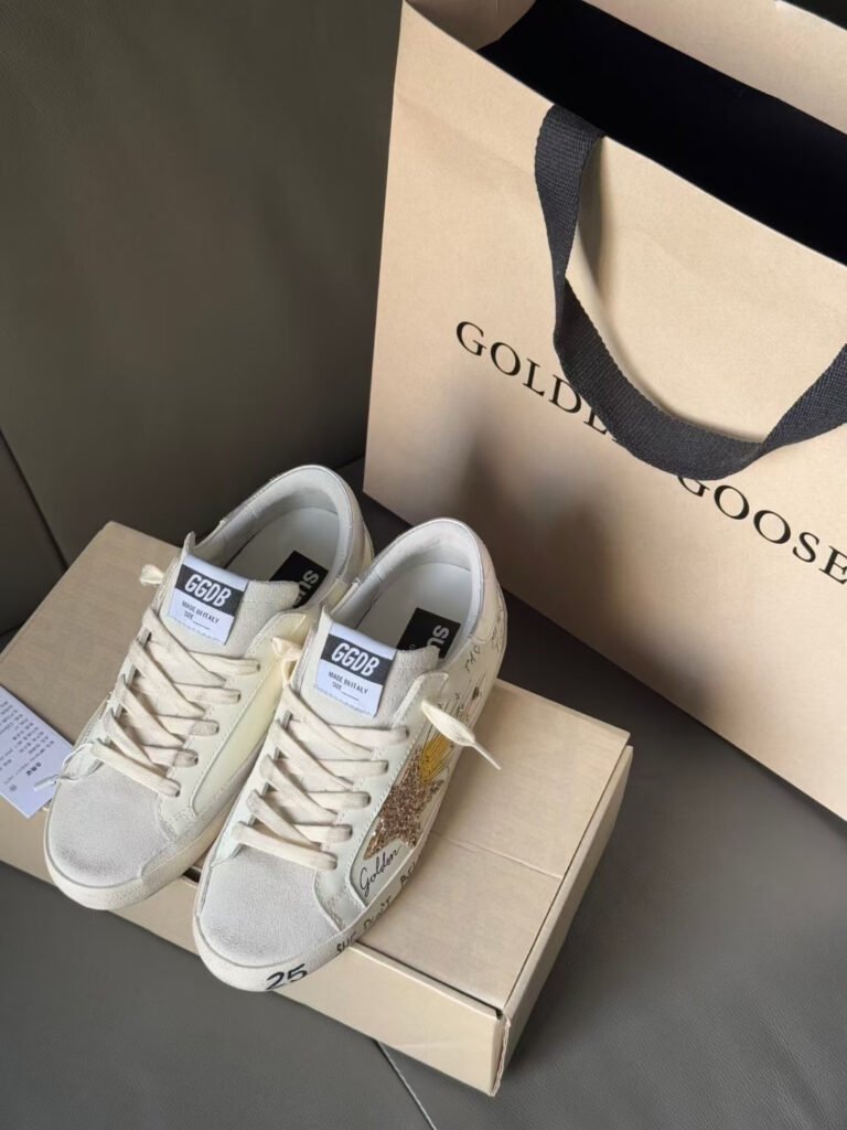 Golden Goose Unisex Distressed Sneakers detail 5