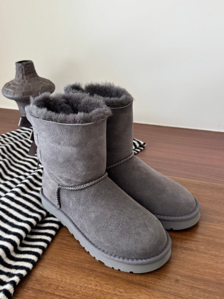 UGG Unisex Sneakers detail image 5