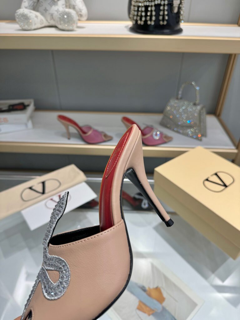 Valentino Garavani Unisex Mules detail 5