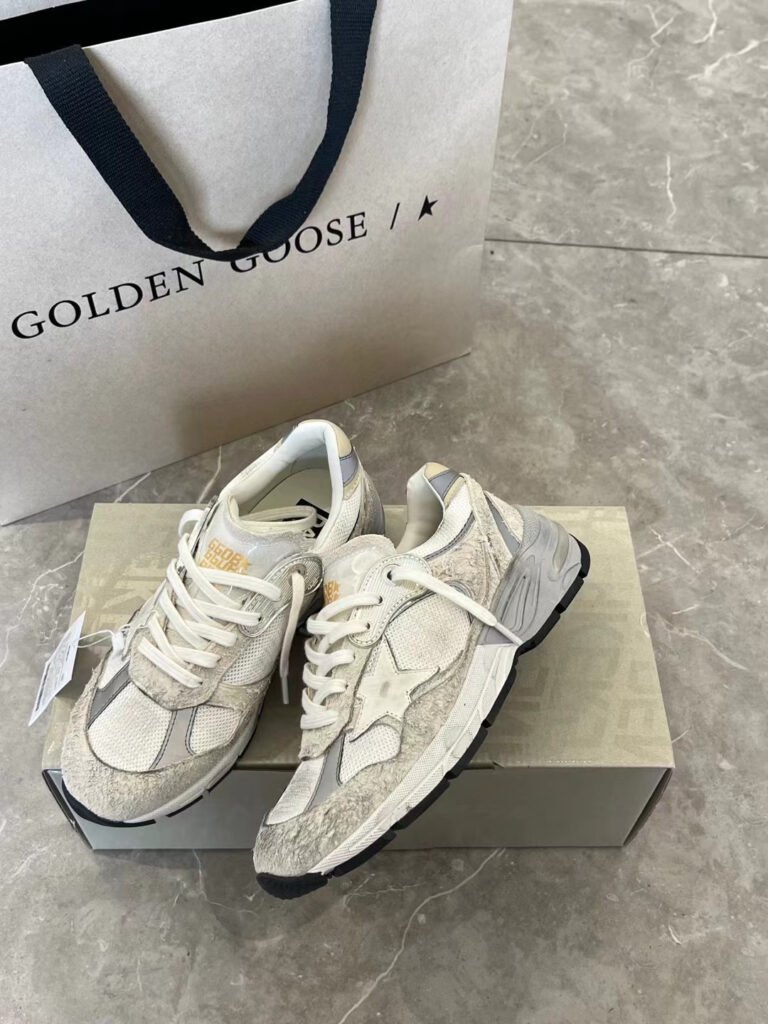 Golden Goose Unisex Athletic Sneakers detail 5