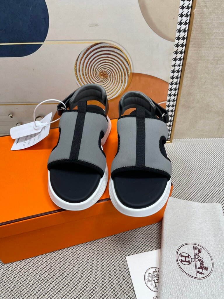 Hermès Unisex Slides detail 5
