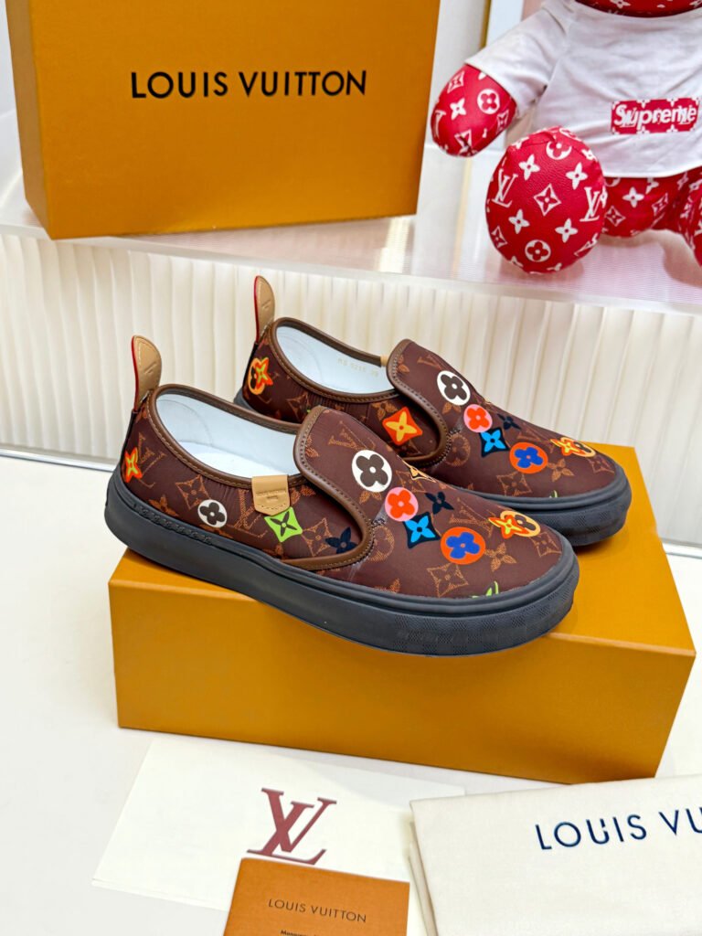 Louis Vuitton Men's Sneakers detail image 5