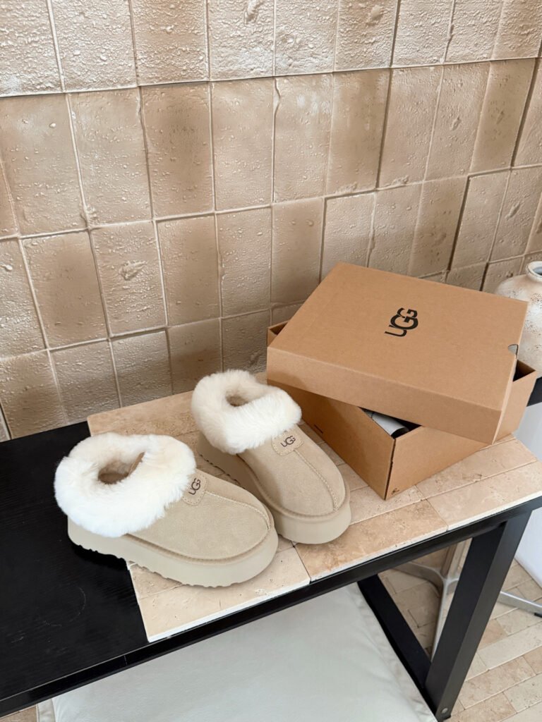 UGG Unisex Platform Sneakers detail 5