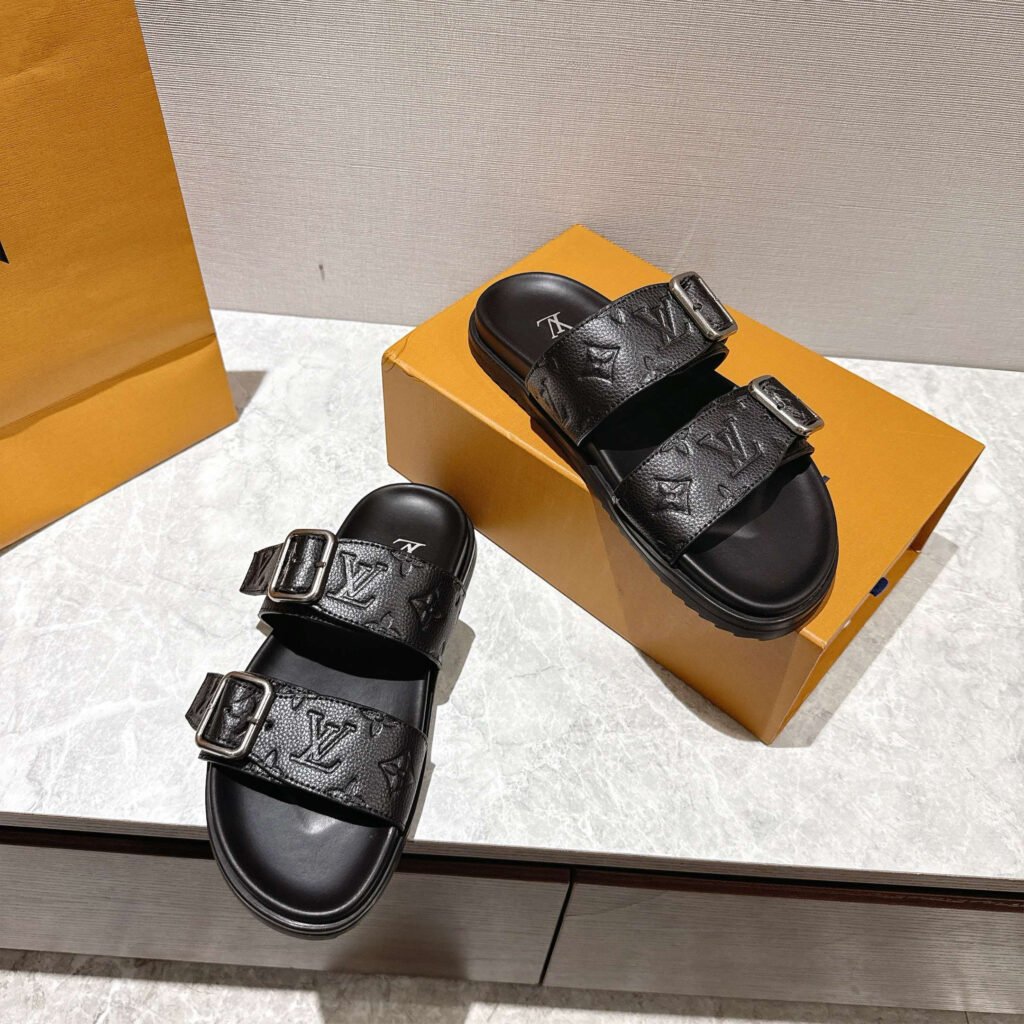 Louis Vuitton Unisex Slides detail 5
