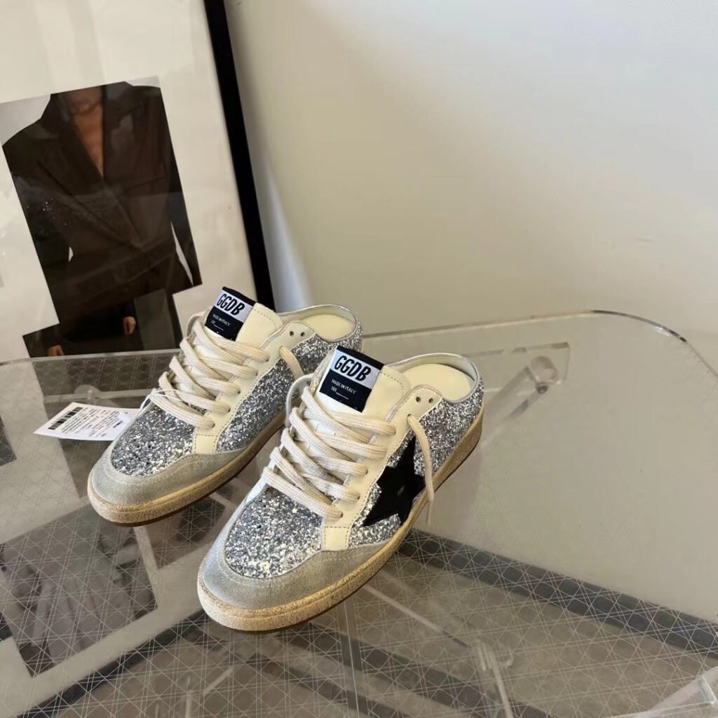 Golden Goose Unisex Sneakers detail image 5