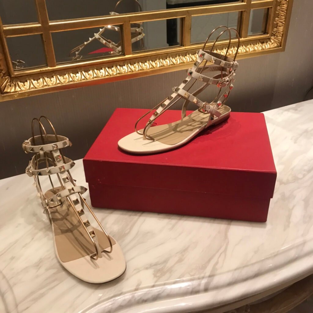 Valentino Garavani Unisex Sneakers detail image 5