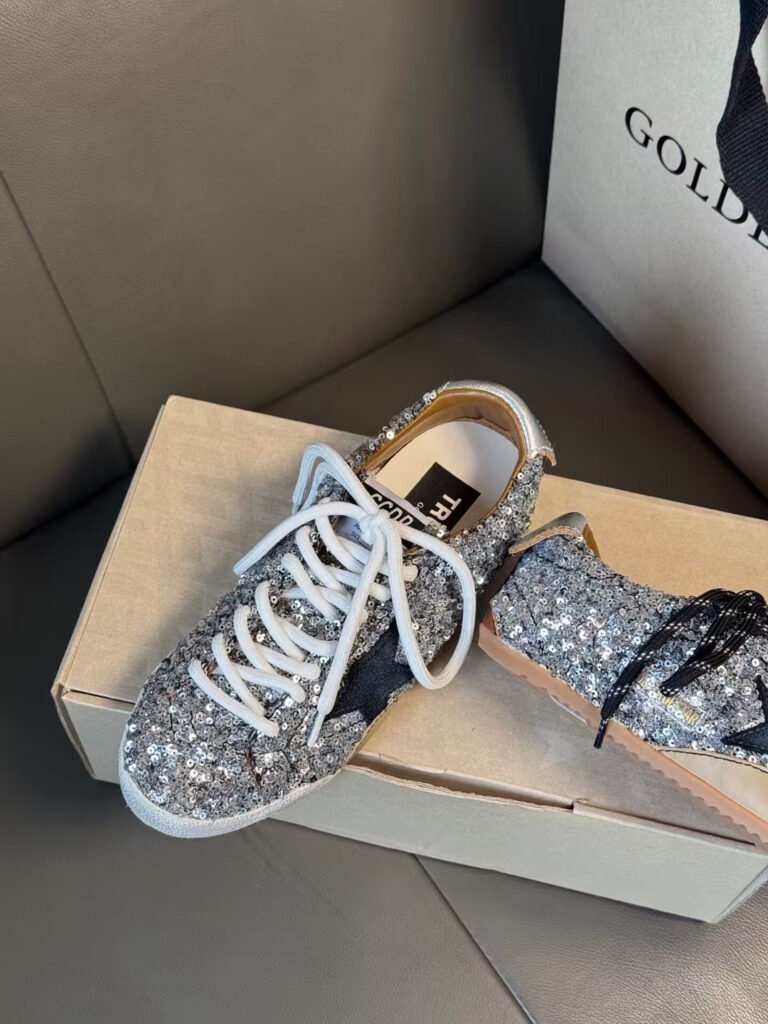 Golden Goose Unisex Distressed Sneakers detail image 5