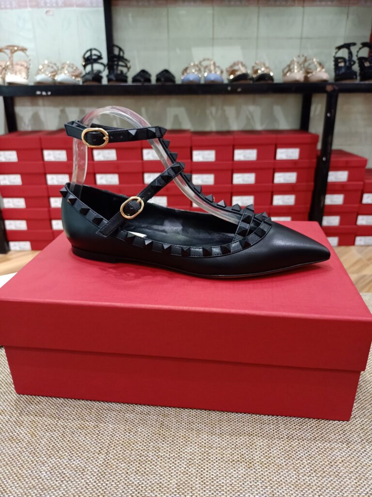 Valentino Garavani Unisex Sneakers detail image 5