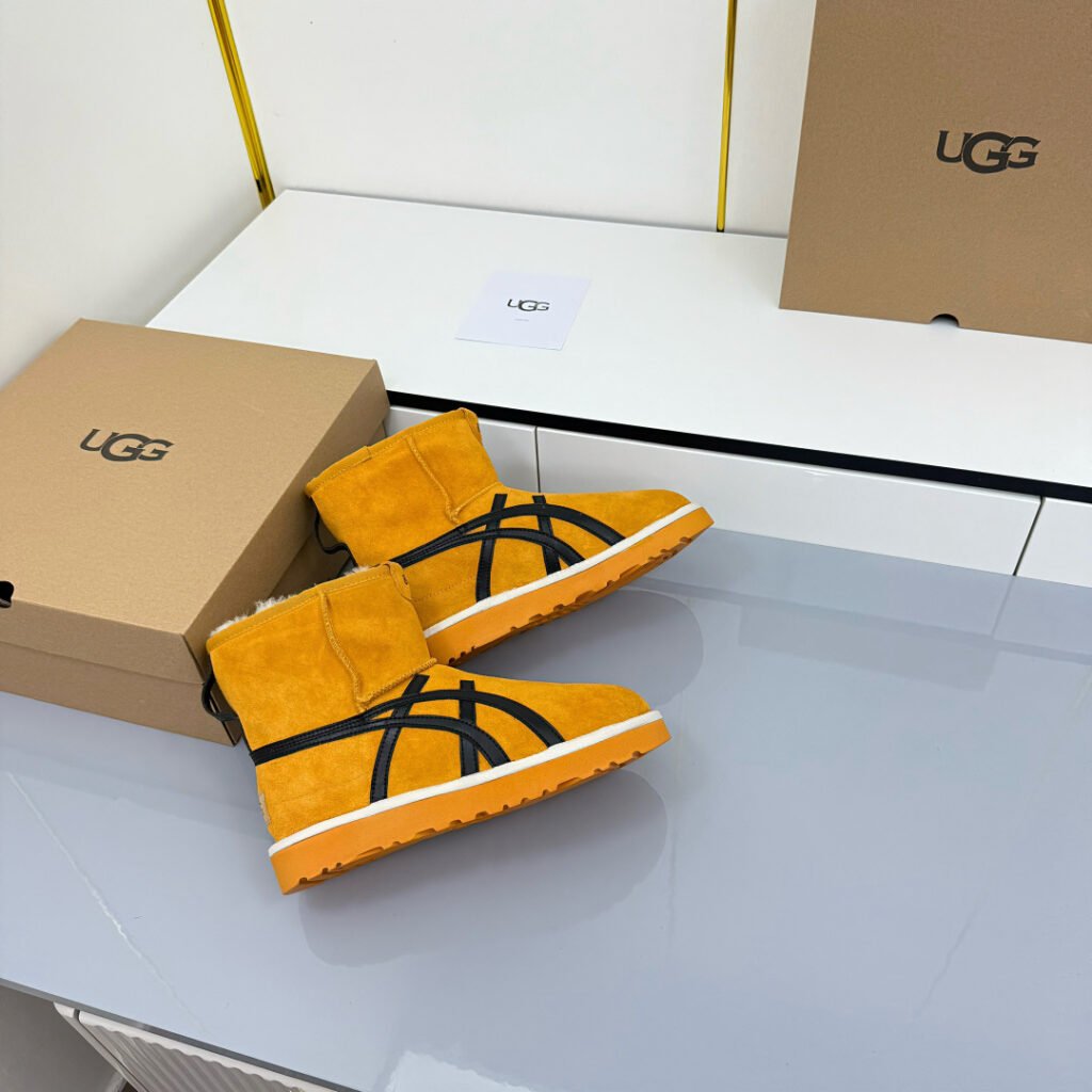 UGG Unisex Platform Sneakers detail image 5