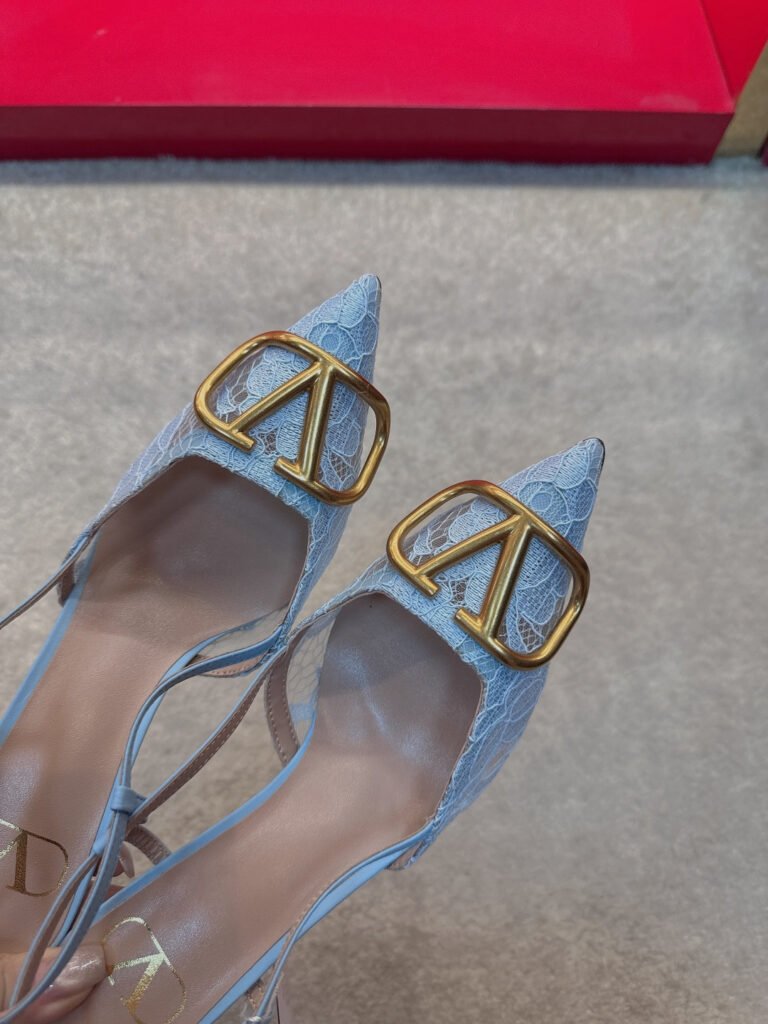 Valentino Garavani Unisex Sneakers detail 5
