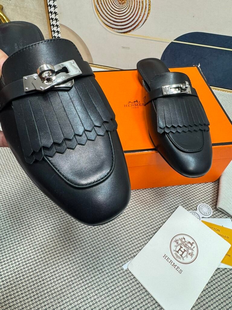 Hermès Unisex Loafers detail 5