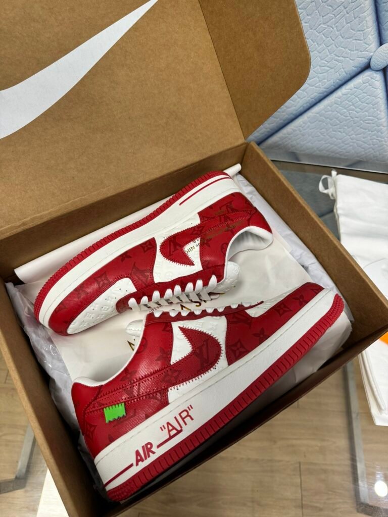 Louis Vuitton Unisex Athletic Sneakers detail 5