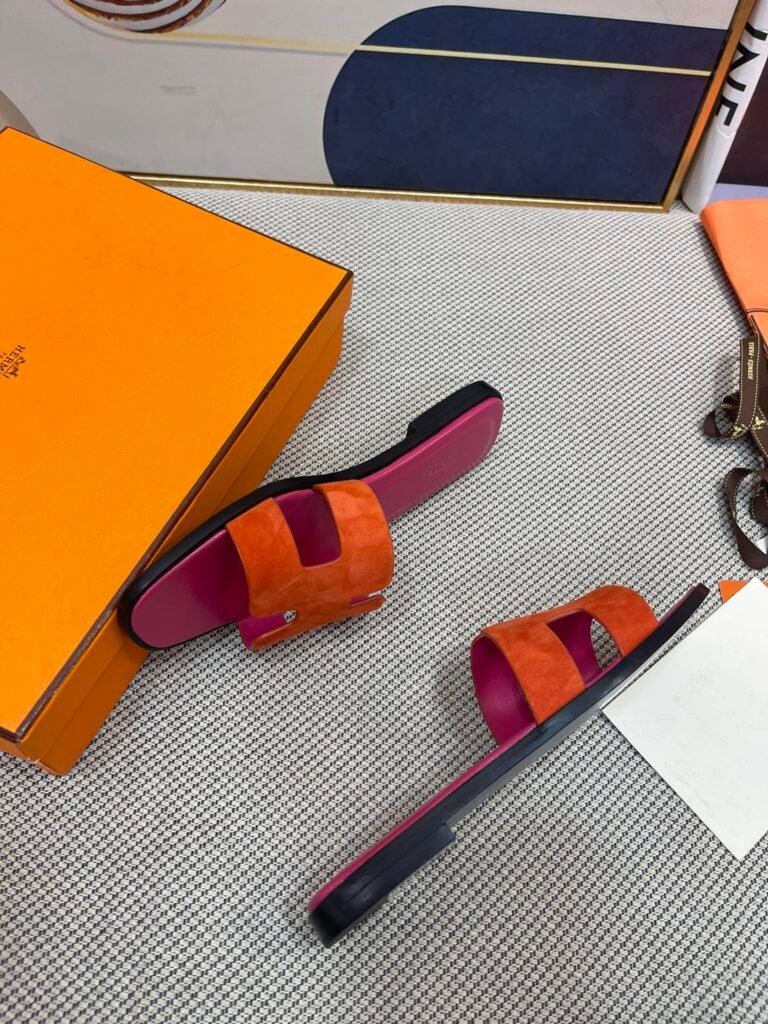 Hermès Unisex Slides detail 5