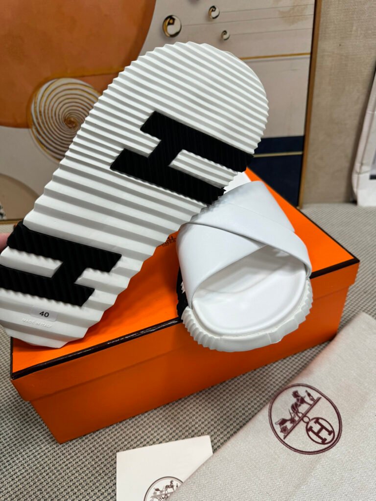 Hermès Unisex Slides detail 5