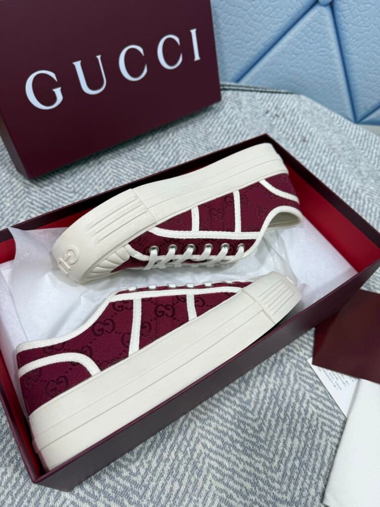 Gucci Women's Low-Top Sneakers detail image 5