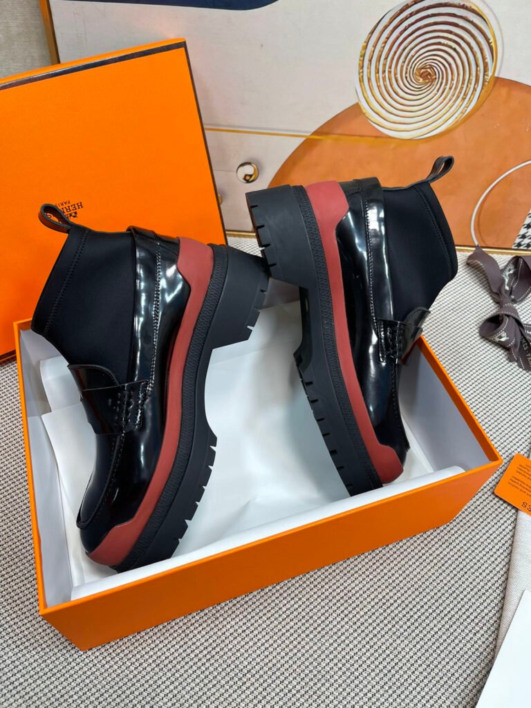 Hermès Unisex Boots detail 5