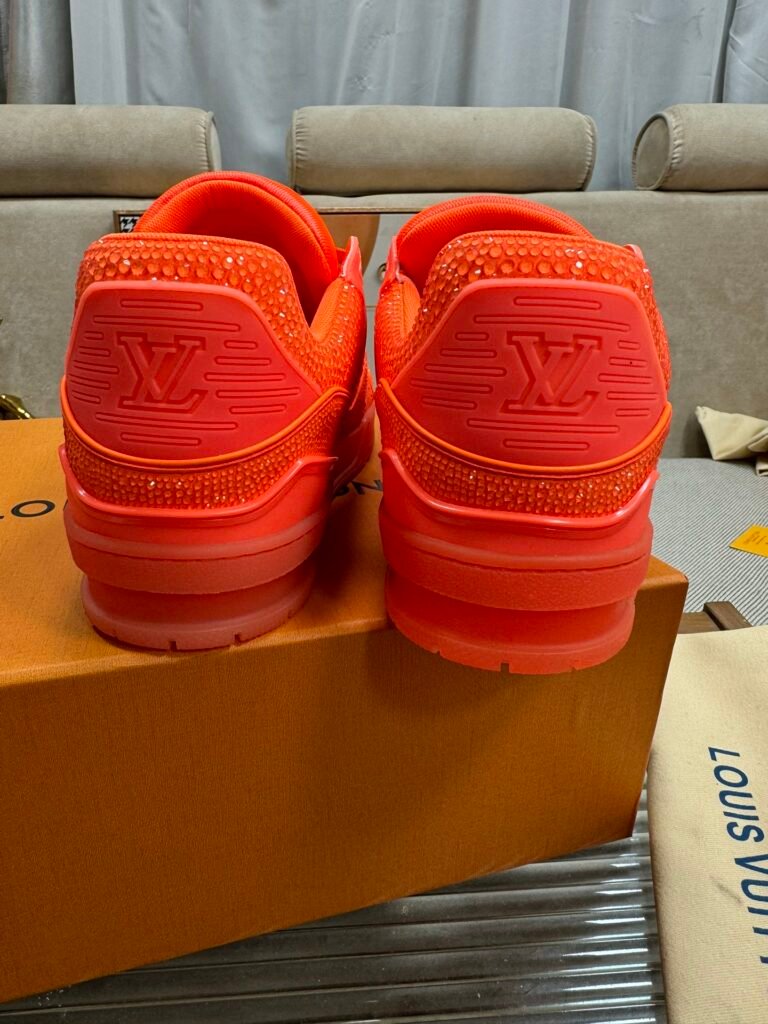 Louis Vuitton Unisex Low-Top Sneakers detail 5